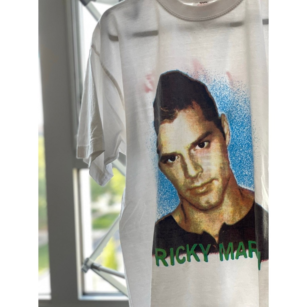 2000 vintage ricky martin tour shirt‎ size large